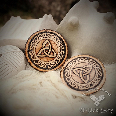 Amulet TRIQUETRA