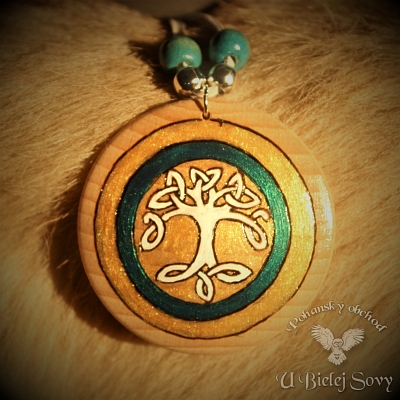 Strom života, metalický amulet